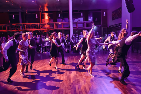 Photo from Milonga Bella Vida on 25 January 2025